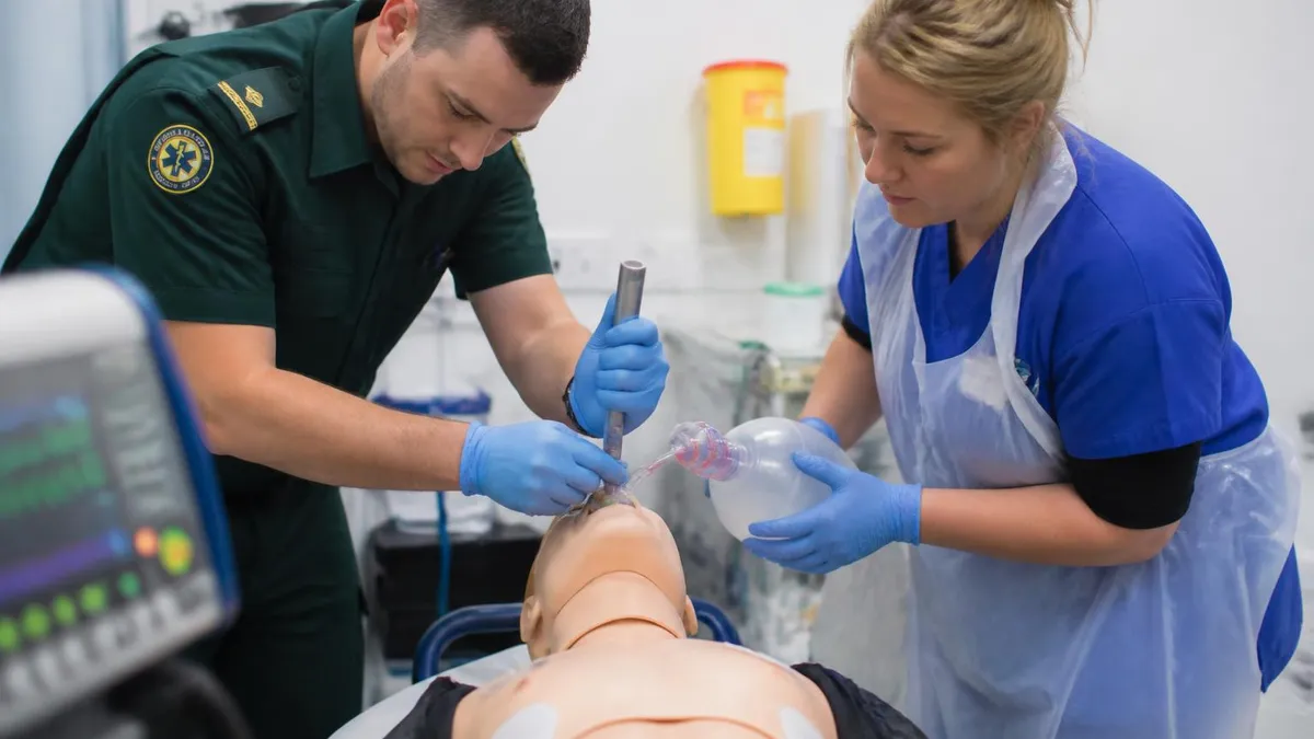 ACLS Pretest - ACLS Advanced Cardiovascular Life Support Practice certification study resource