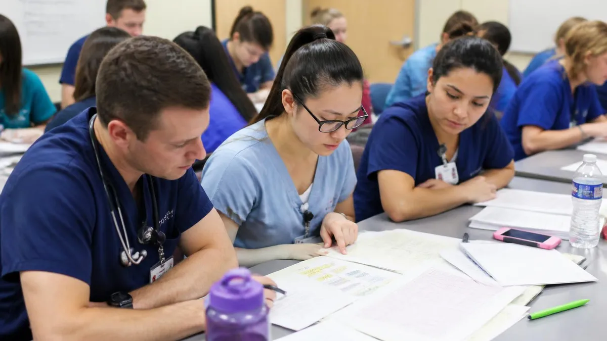 ACLS Pretest Questions - ACLS Advanced Cardiovascular Life Support Practice certification study resource