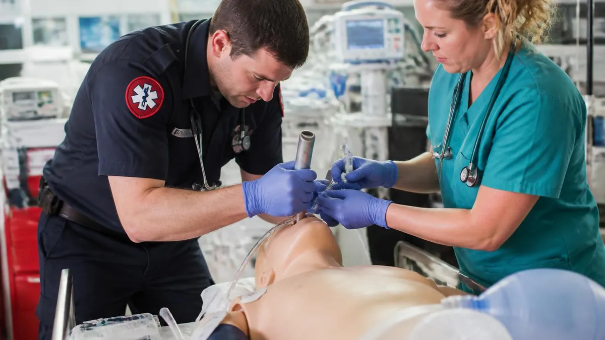 ACLS Pretest Questions - ACLS Advanced Cardiovascular Life Support Practice certification study resource