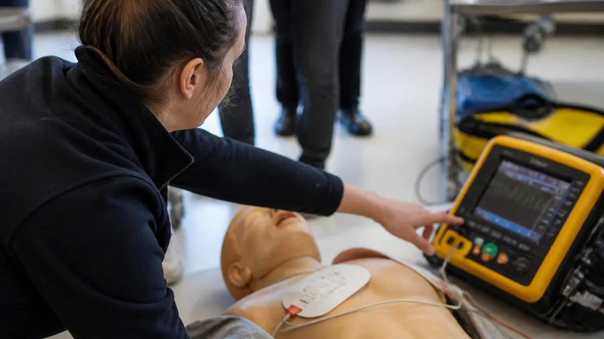 Online Courses - ACLS - Advanced Cardiovascular Life Support certification study resource