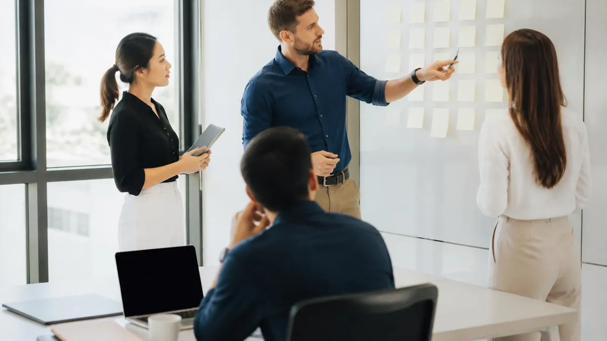 Waterfall vs Agile: Complete Comparison Guide for Modern Project Management