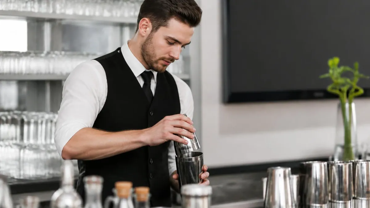 Bartender Salary Maryland: Complete Pay Guide by City, Venue, and Experience for 2026
