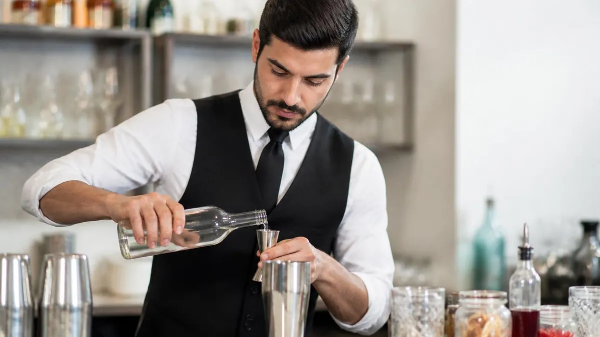Bartending Class Near Me — Complete Guide (2026)