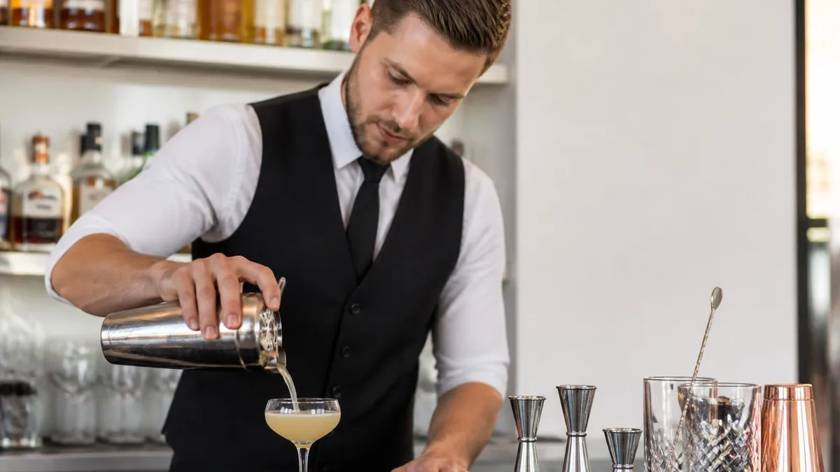 Bartending Classes Near Me: How to Find, Compare, and Choose the Right Local Training Program in 2026