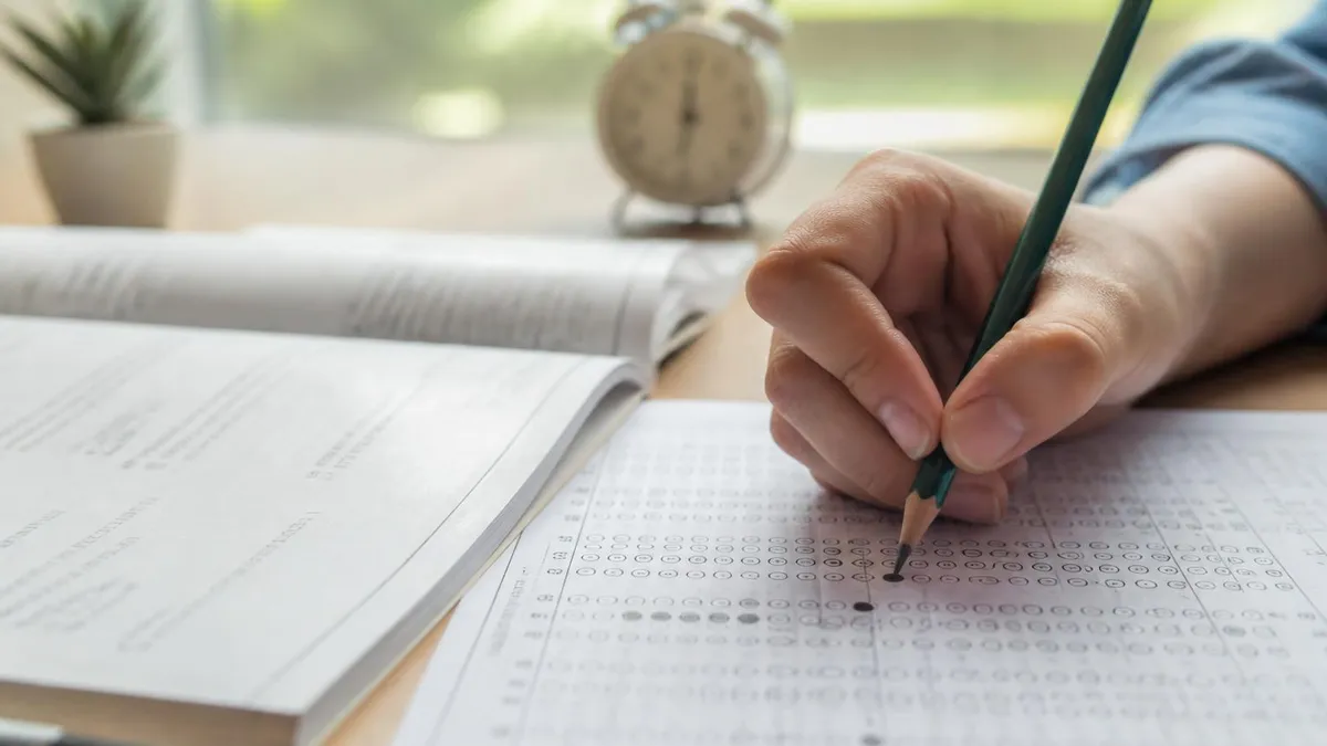 Spell Bee Practice Test: Master Spelling Bee Answers for BEE Students