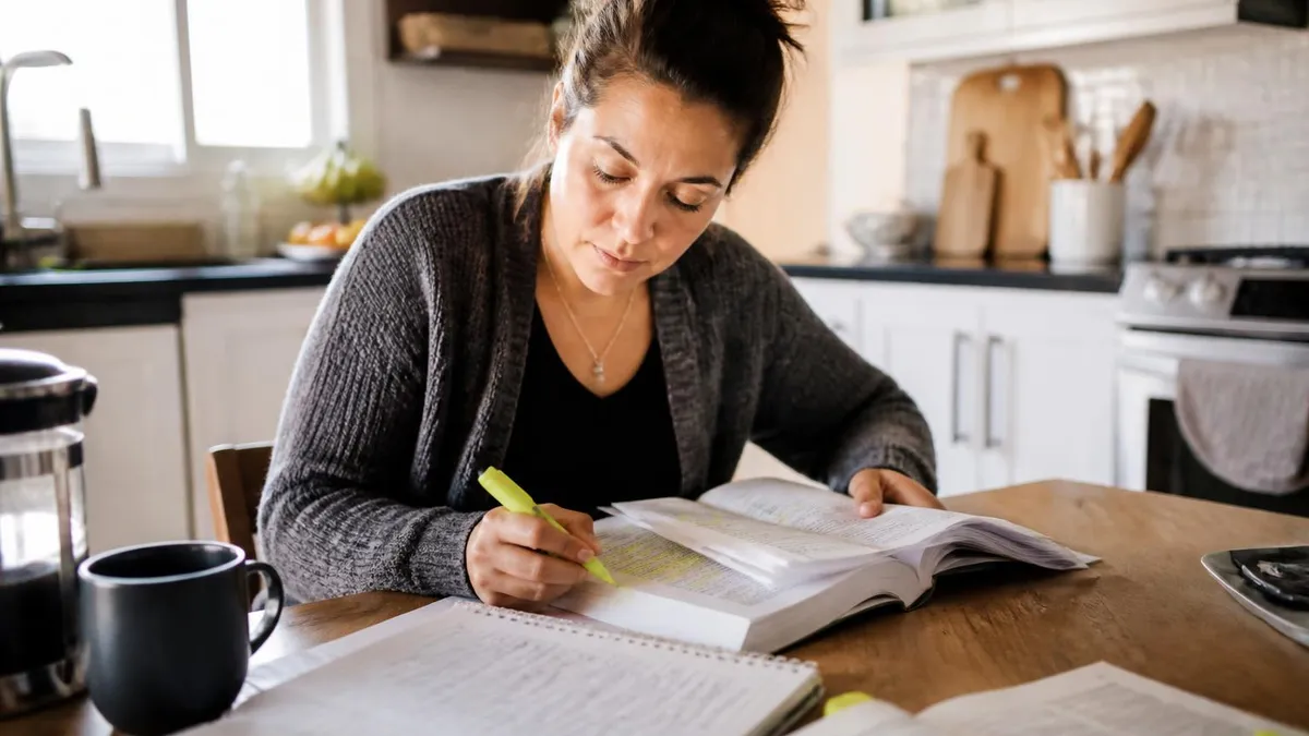 CASAC Meaning: What Is a Credentialed Alcoholism and Substance Abuse Counselor?