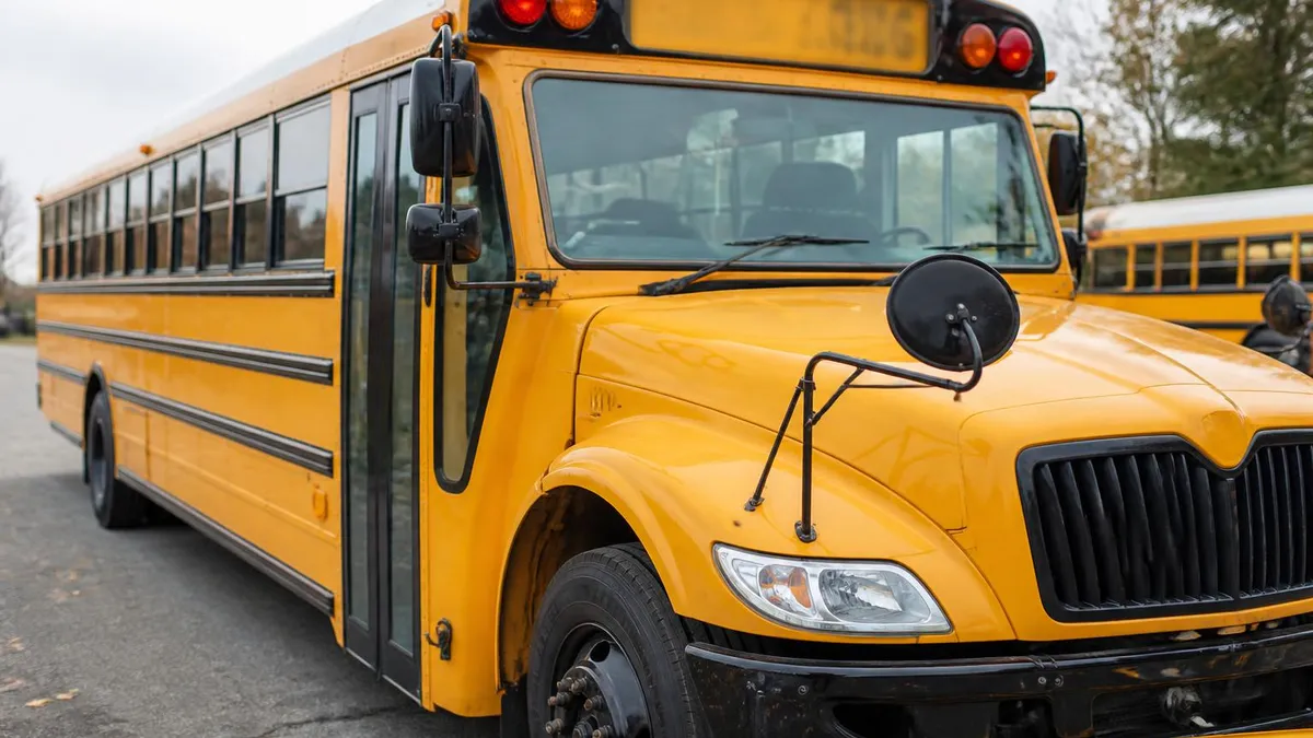CDL License Training - CDL - Commercial Driver's License certification study resource