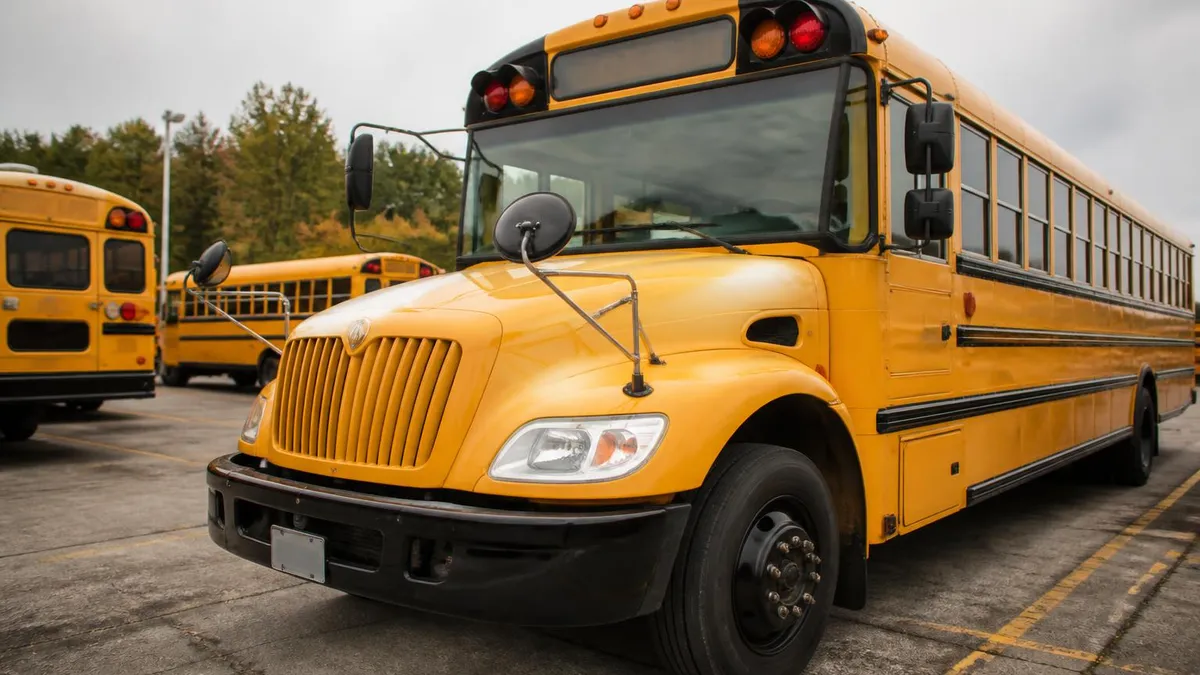 CDL Dmv - CDL - Commercial Driver's License certification study resource