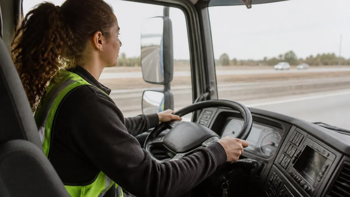 Permit Practice Test - CDL - Commercial Driver's License certification study resource