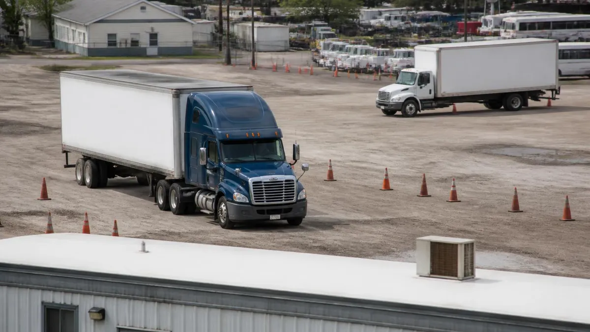 Drivers License Renewal - CDL - Commercial Driver's License certification study resource