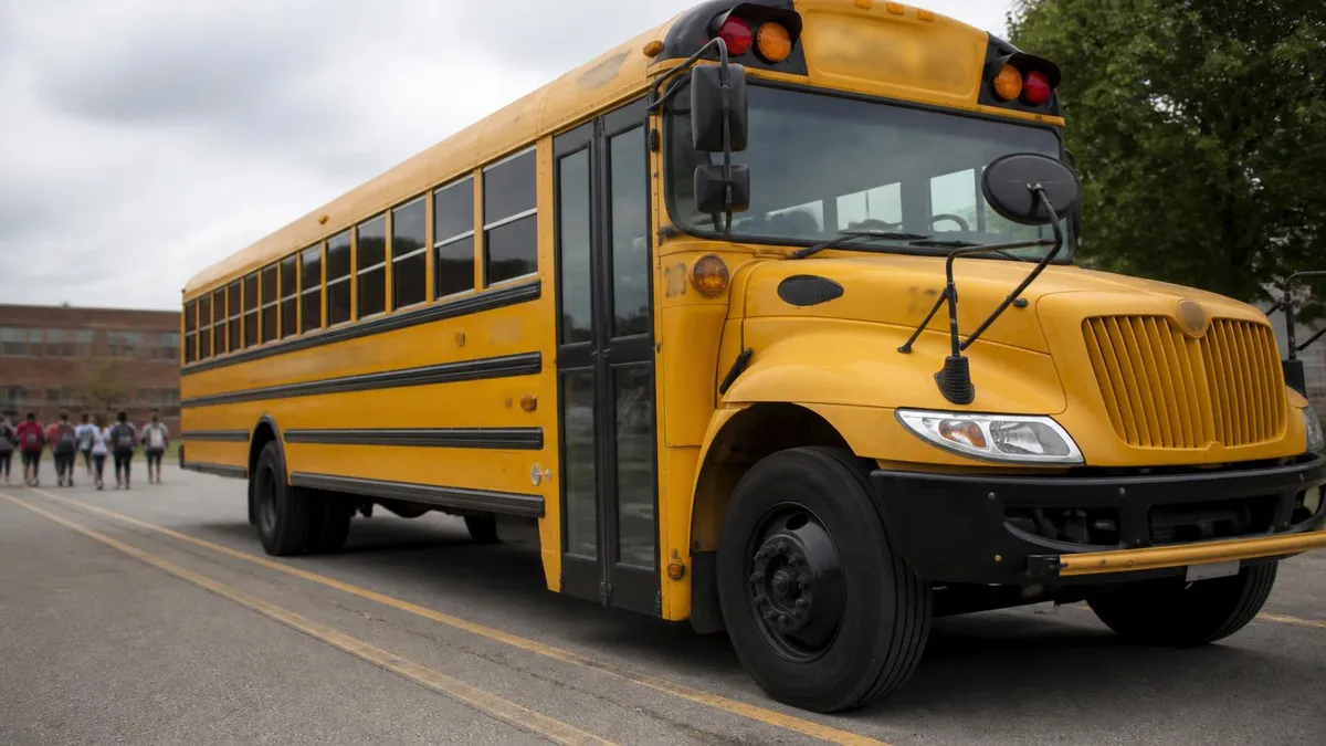 Drivers License Renewal - CDL - Commercial Driver's License certification study resource