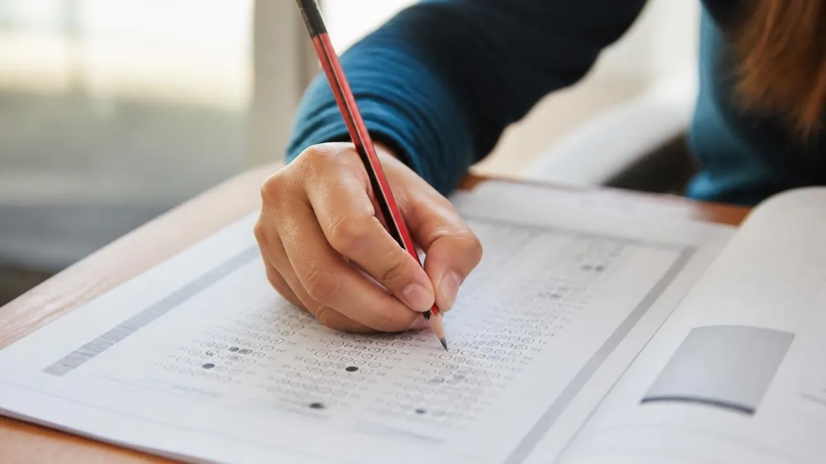 Typing Clb - CLB - Canadian Language Benchmarks certification study resource