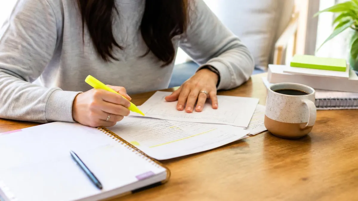 Cma vs CNA Salary - CMAA - Certified Medical Administrative Assistant certification study resource