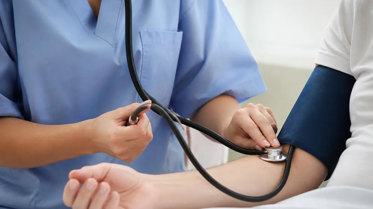 CNA Bridge Programs: LPN, RN, LVN, MA Pathways (2026 June)