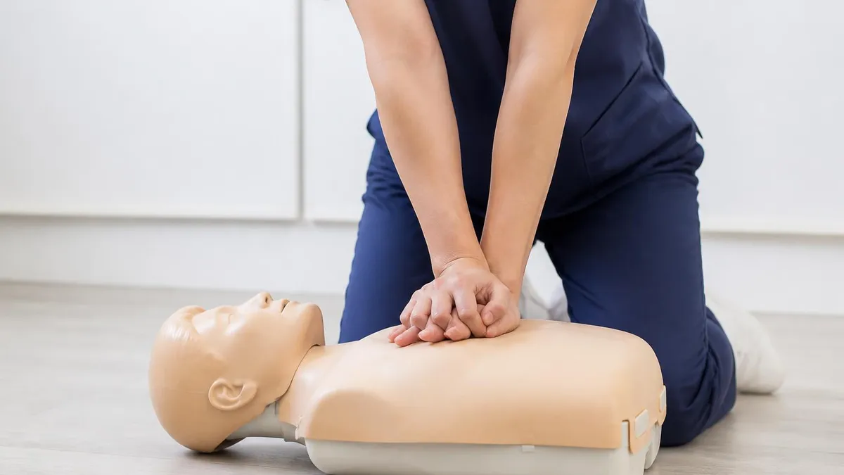 BLS vs Heartsaver Cpr: What's the Difference? - CPR - Cardiopulmonary Resuscitation certification study resource