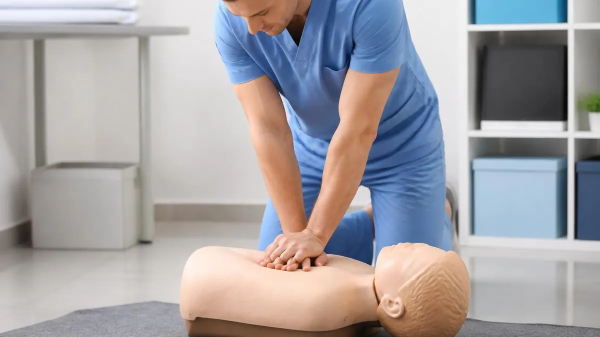 CPR Refresher Course: Complete Guide to Renewal Requirements, ACLS Algorithm, and Life Support Recertification in 2026