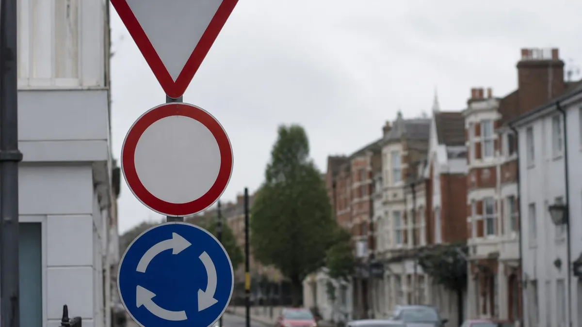 Official Theory Test Gov Study Materials - DVSA - UK Driving Theory Test certification study resource