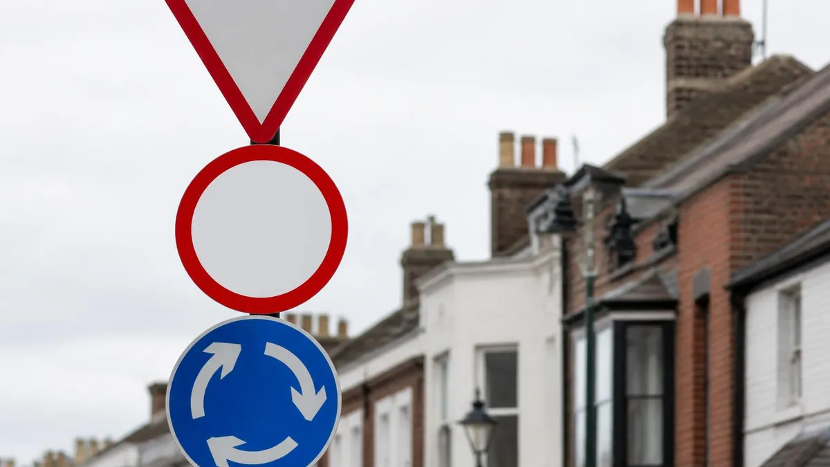 Pre-test Fault-reduction Checklist for Minors - DVSA - UK Driving Theory Test certification study resource