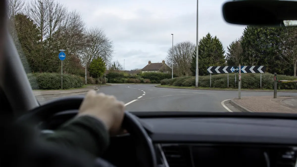 Sitting the Full 64 - DVSA - UK Driving Theory Test certification study resource