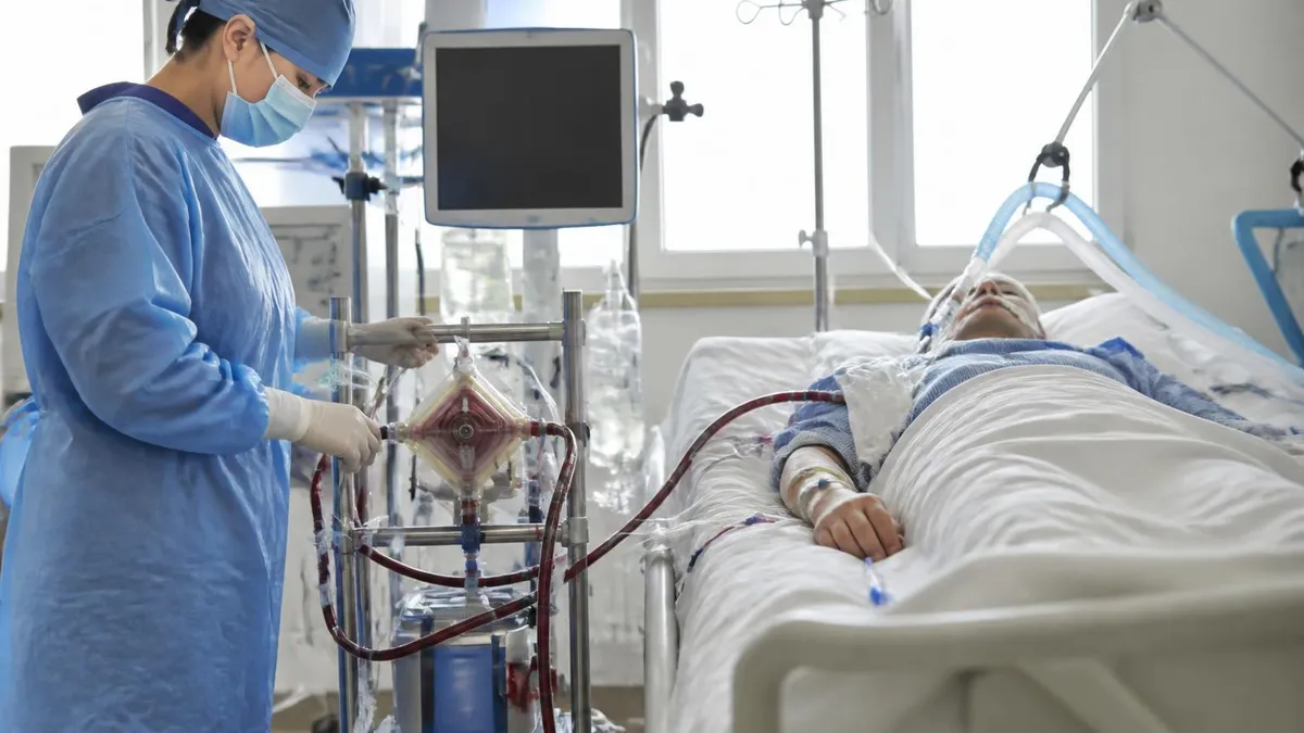 First Ecmo Patient - ECMO - Extracorporeal Membrane Oxygenation certification study resource