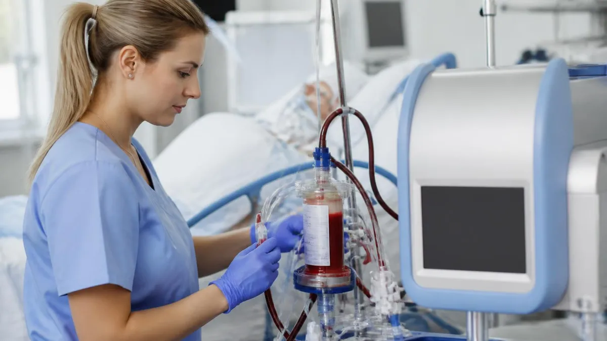 Newborn ECMO: Neonatal Indications, Outcomes, & Family Guide