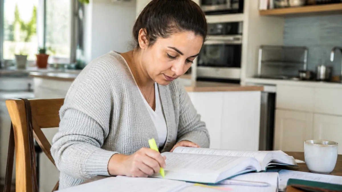 ELL Curriculum: Complete Guide to English Language Learner Curriculum Design and Implementation
