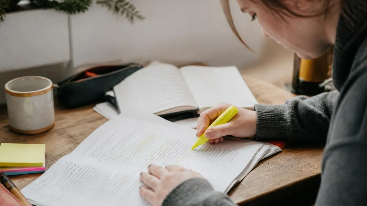 English Grammar Books PDF: Your Complete Guide to Free Resources, Practice Tests, and Grammar Mastery