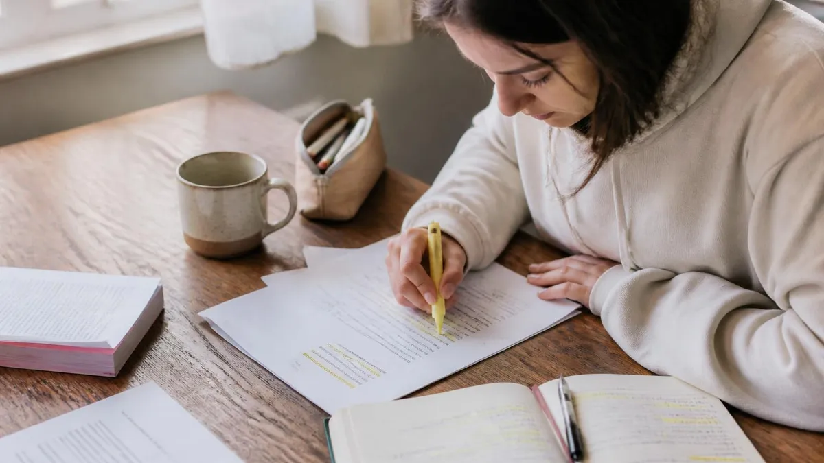 Resultados Del Examen De Ascenso - DELE en Español - Diploma de Español como Lengua Extranjera certification study resource