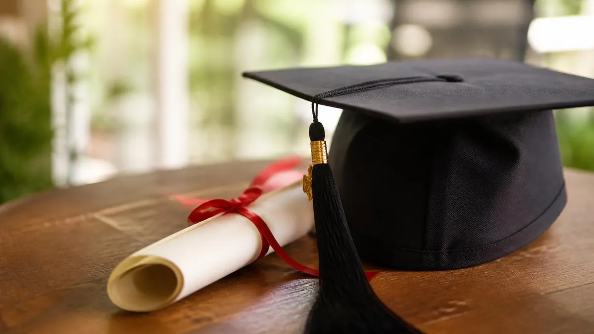 Costo Y Tarifas Del Examen GED Cost GED - GED en Español - Examen de Equivalencia de Escuela Secundaria certification stud...