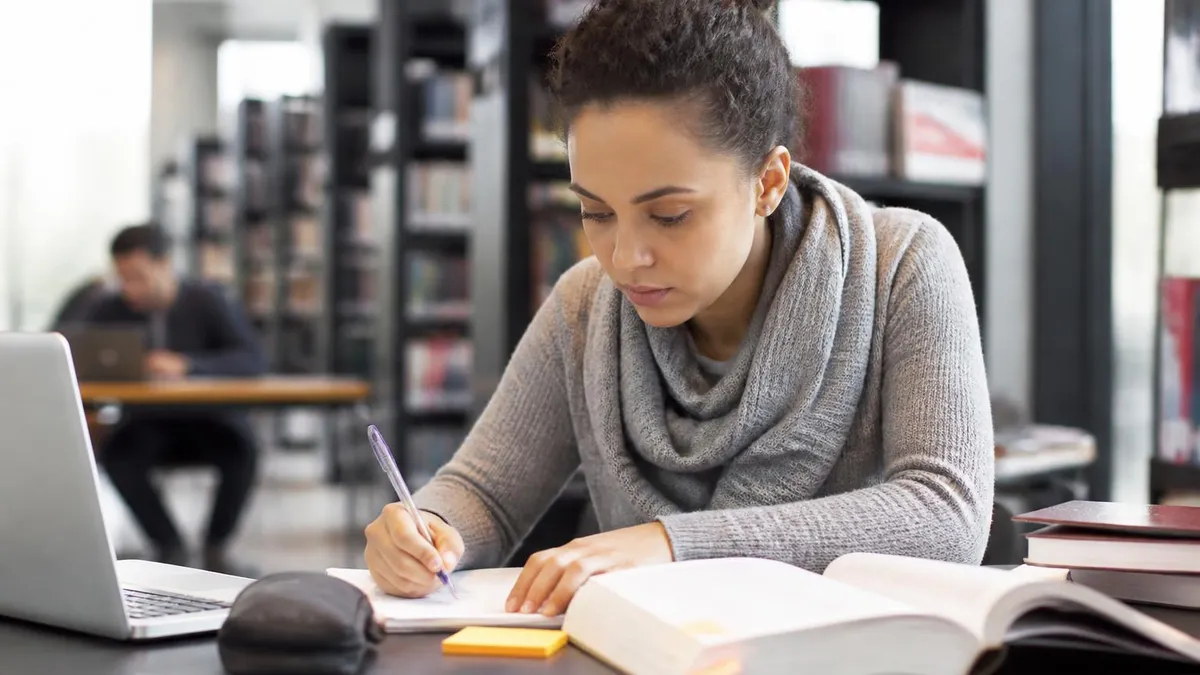 Examenes GED Y Pruebas De Practica Por Estado - GED en Español - Examen de Equivalencia de Escuela Secundaria certificatio...