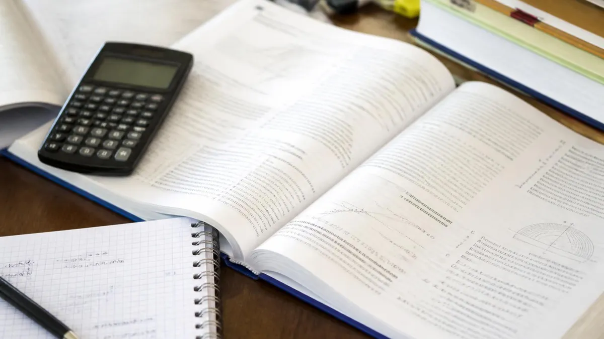 Numero De Preguntas Del Examen GED guide for GED en Español - Examen de Equivalencia de Escuela Secundaria exam preparation