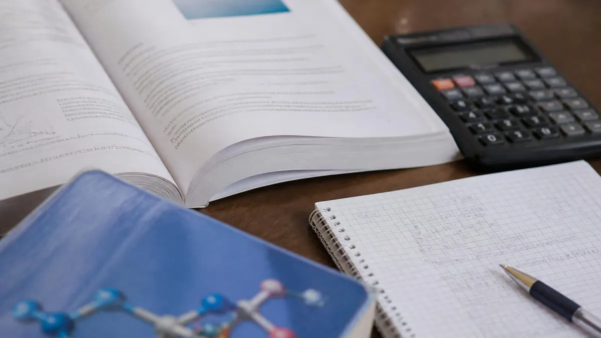 Preparación para el Examen GED: Guía Completa del GED Exam con Pruebas de Práctica Gratis