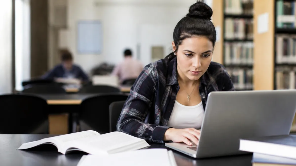 Ubicaciones del Examen GED y Pruebas Gratuitas en Texas: Guía Completa para Houston, Dallas y San Antonio