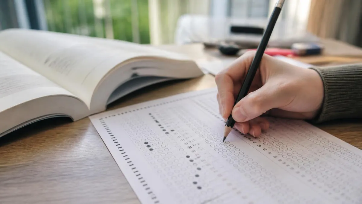 Examen Cultura General Oposiciones Maestros Pdf - Oposiciones de Maestros - Educación Primaria certification study resource