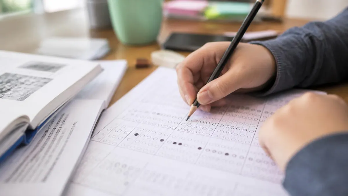 Practice Test - Examen RMA de Asistente Médico Registrado certification study resource