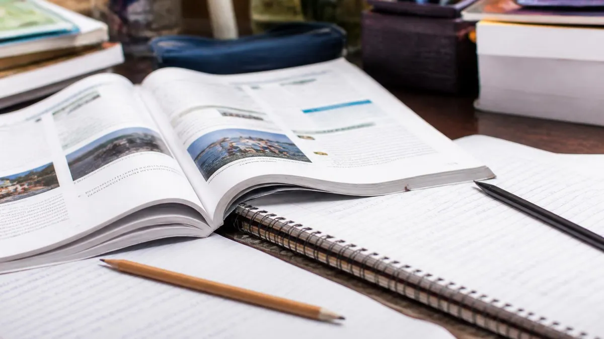 Cómo Practicar para el TOEFL: Guía Completa de Preparación y Pruebas de Práctica