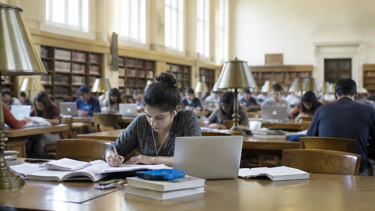 Ubicaciones y Registro del Examen TOEFL: Guía Completa para Hispanohablantes