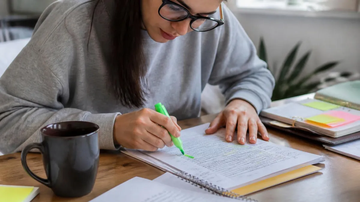Examen Versant 2026 junio — Preguntas de Práctica de Inglés Hablado