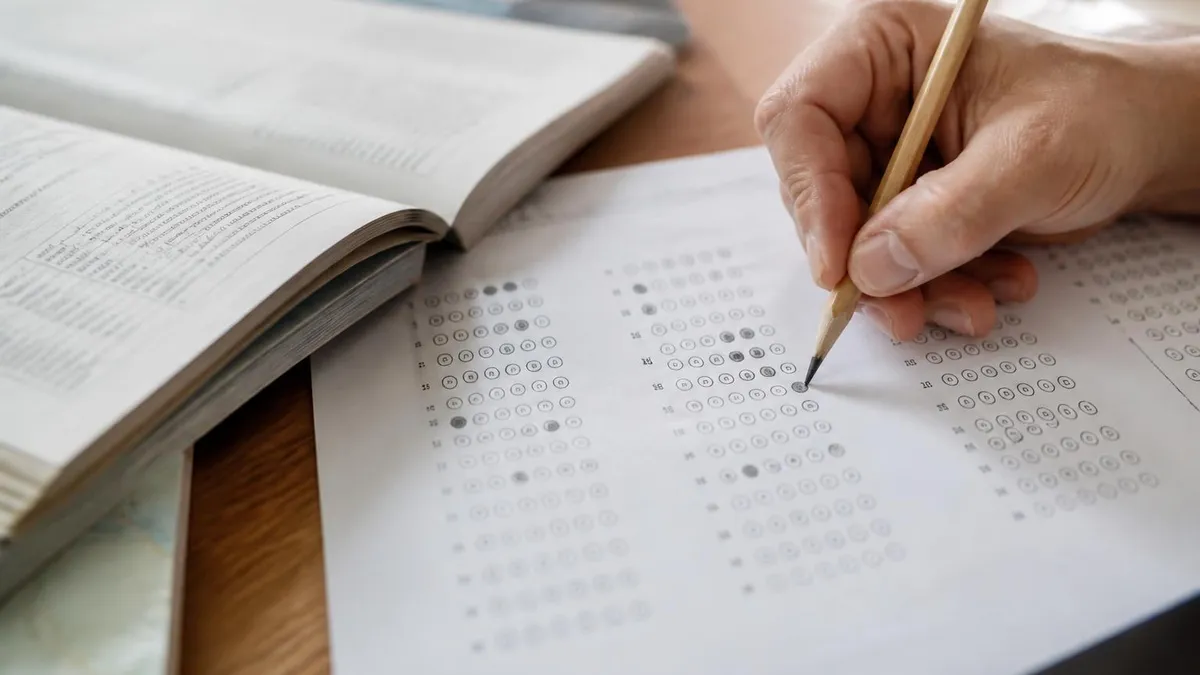How to Read Sectional Chart - FAA - Sectional Chart certification study resource