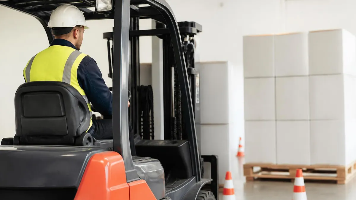 Forklift License Renewal: Complete Guide to Forklift License Expiry, OSHA Recertification, and Operator Requirements for 2026
