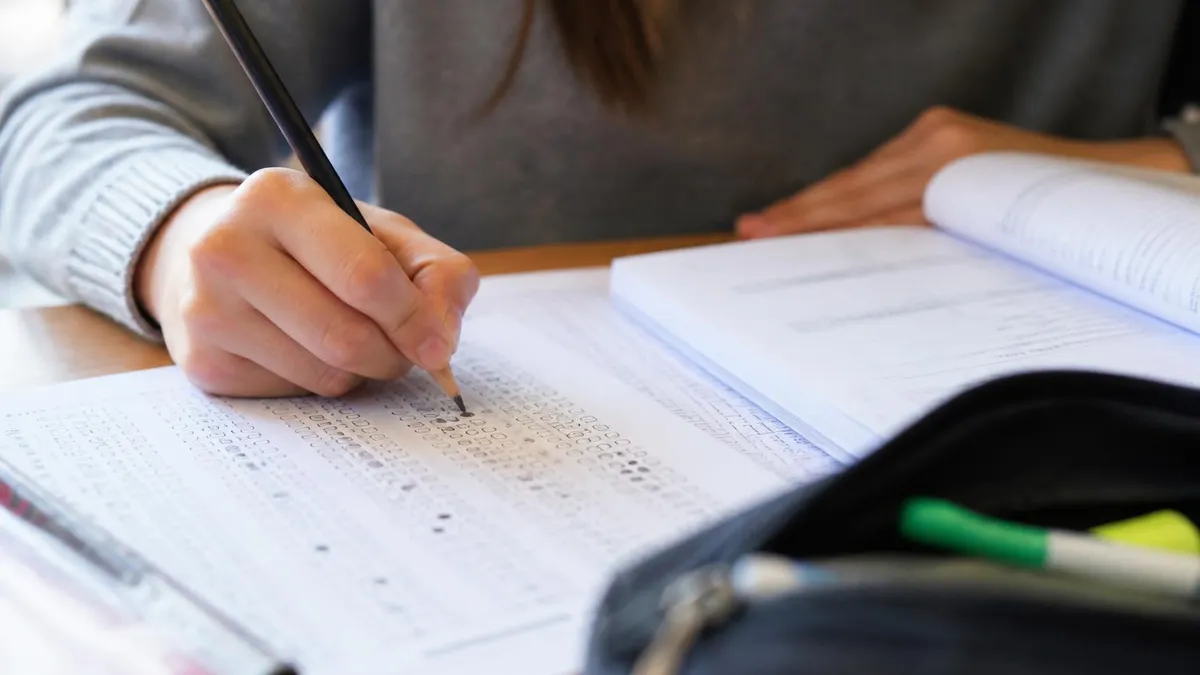 Annales Brevet Blanc - Brevet - Annales et Sujets Corrigés du DNB certification study resource