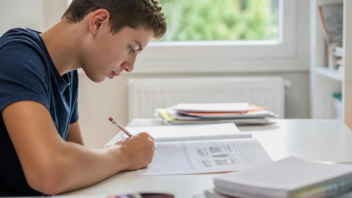 Annales Brevet Maths 2026 June : Sujets Officiels et Corrigés pour Réussir l'Épreuve