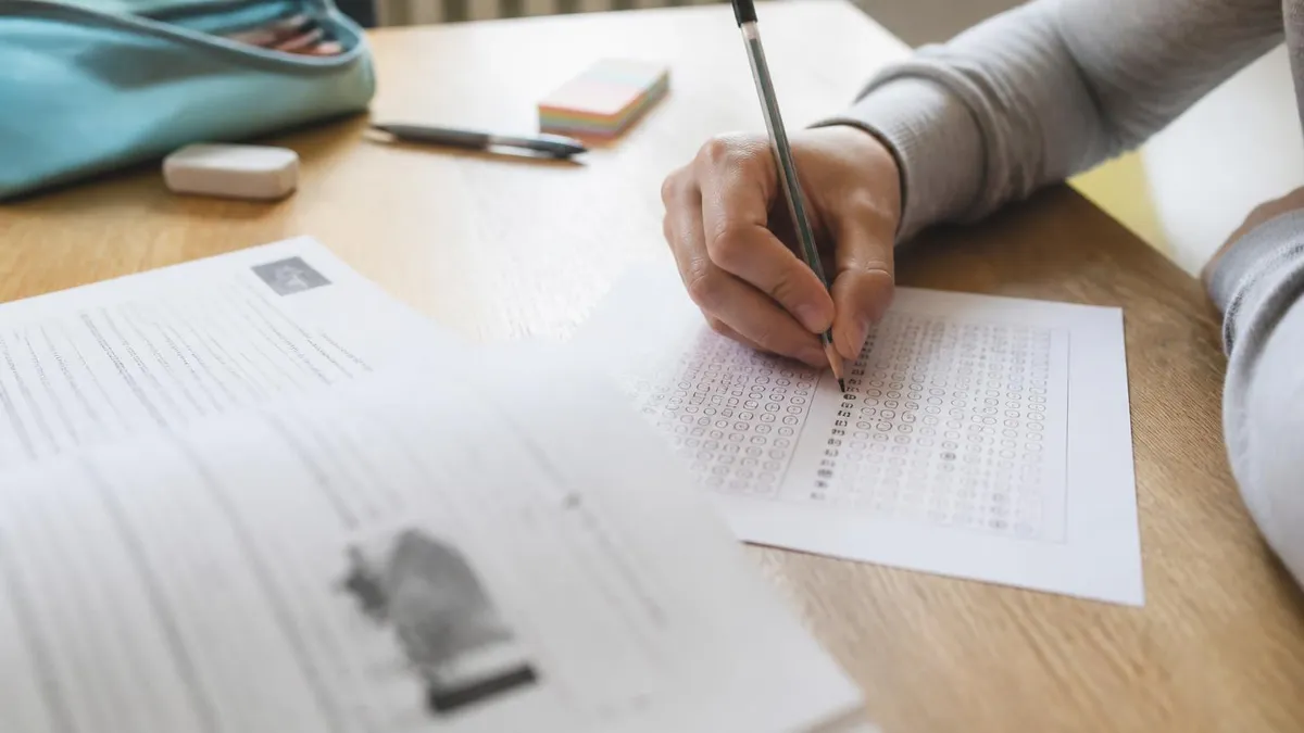 Fiches de Révision Histoire Brevet : Méthode Complète pour Réussir l'Examen