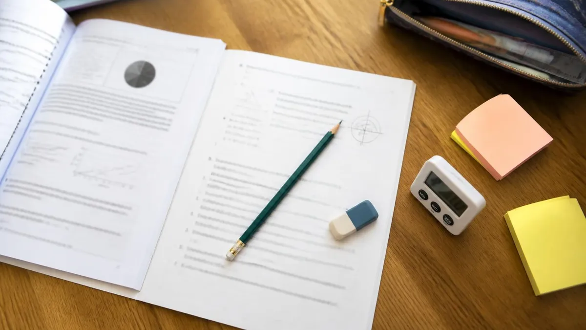 Préparation au Brevet : Sujets Corrigés, Dictées et Oral — Guide Complet