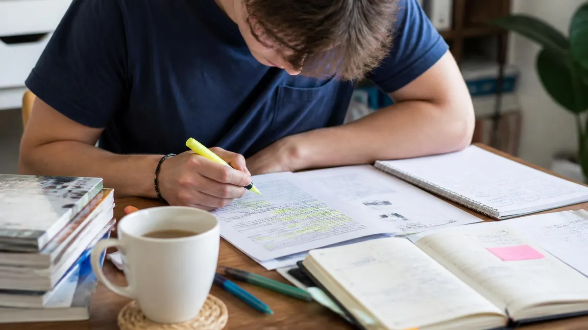Preparation a L Examen Du Brevet - Brevet - Annales et Sujets Corrigés du DNB certification study resource