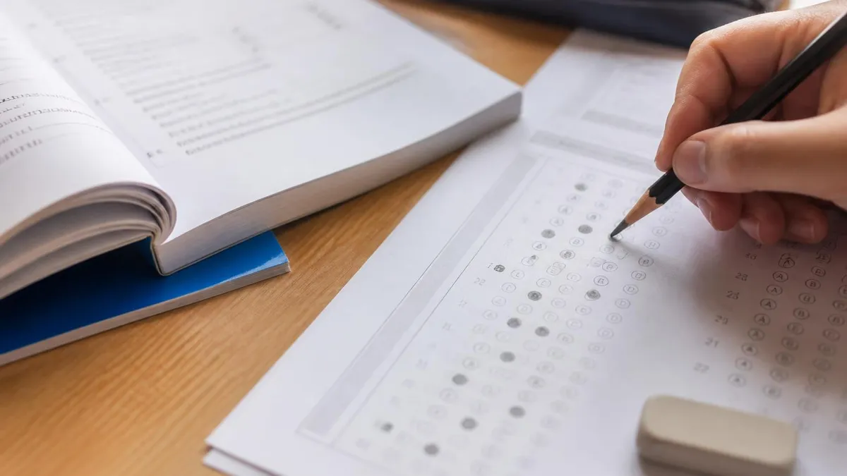 Questions D Entrainement Au Brevet - Brevet - Annales et Sujets Corrigés du DNB certification study resource