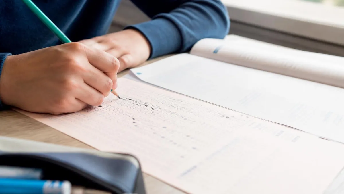 Sujets Du Brevet De Francais - Brevet - Annales et Sujets Corrigés du DNB certification study resource