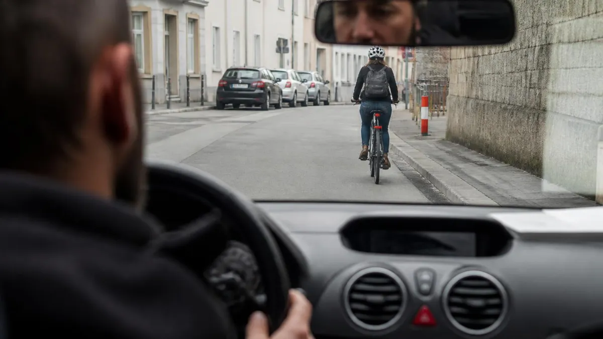Les 1000 Questions Du Code De La Route - Code de la Route - Examen Théorique Permis B certification study resource