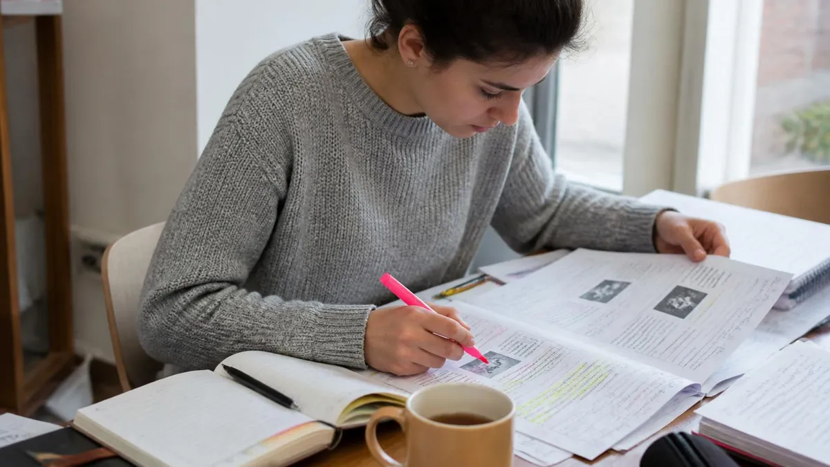Delf B2 Comprehension Ecrite Pdf - DELF B2 certification study resource