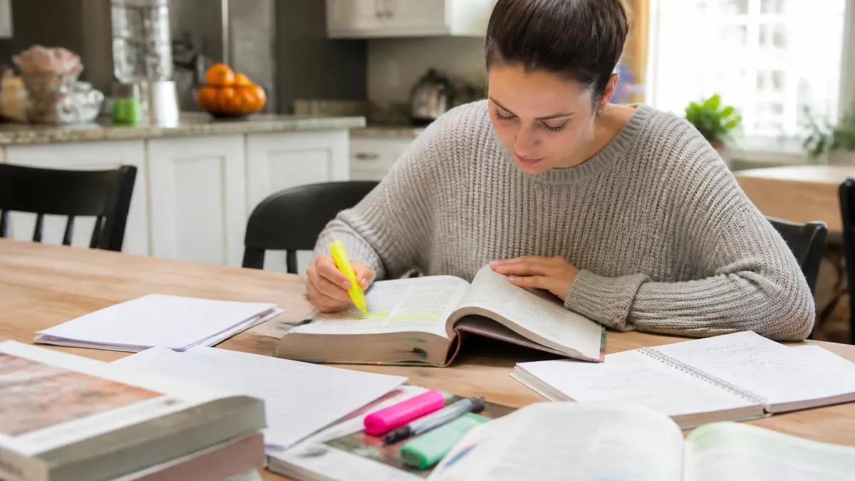 FSA Training Programs: Complete Guide to FSA ID, FSA vs HSA, and Federal Student Aid Requirements